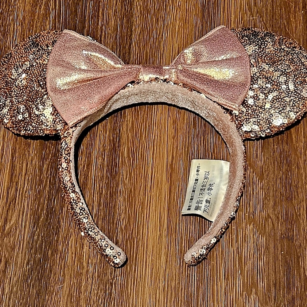Authentic Disney Original Rose Gold Minnie Ears
